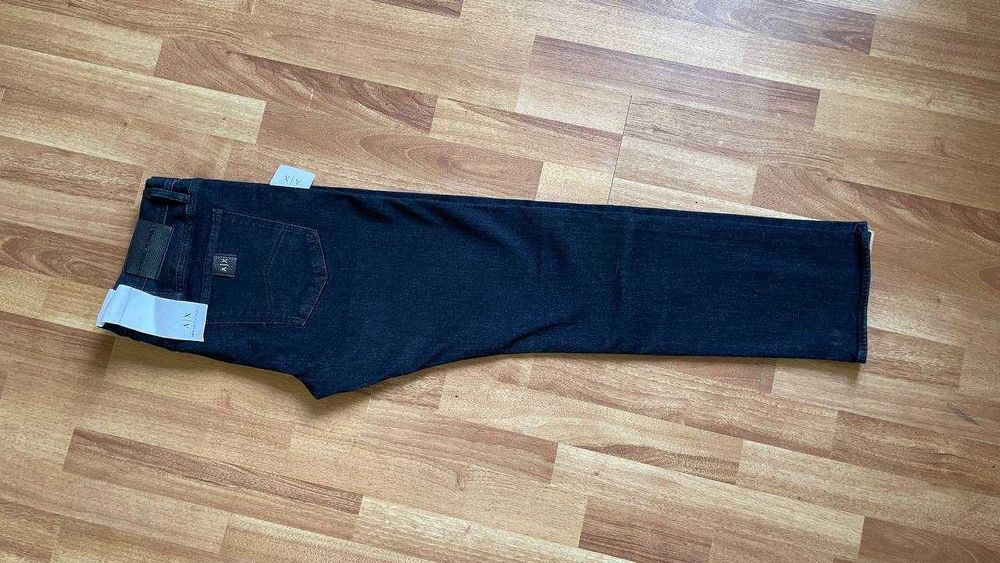 Эркаклар джинсиси Armani Exchange. Оригинал