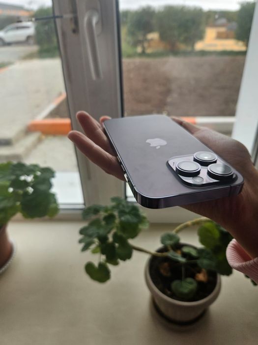 Iphone 14 pro 512 mb