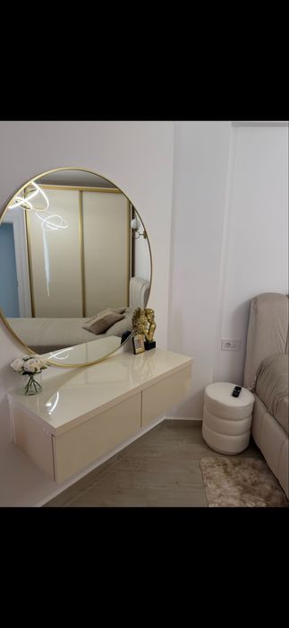 Inchiriez Apartament!