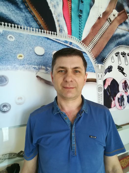 Ремонт сумок, чемоданов,подгон одежды.Замена молний,кнопок,заклёпок ...