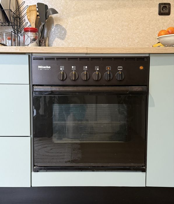 Фурна за Вграждане Miele / Миеле 595 , 600 , 540