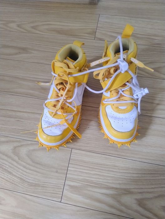 Air force one offwhite