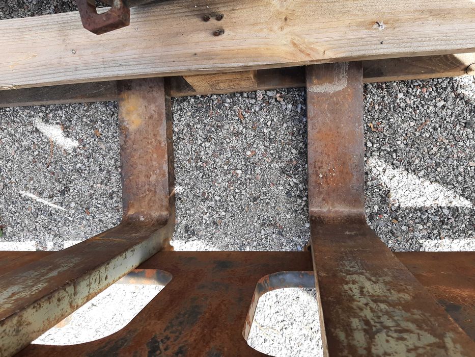 Телескопичен товарач Avant 530 – с множество прикачни устройства