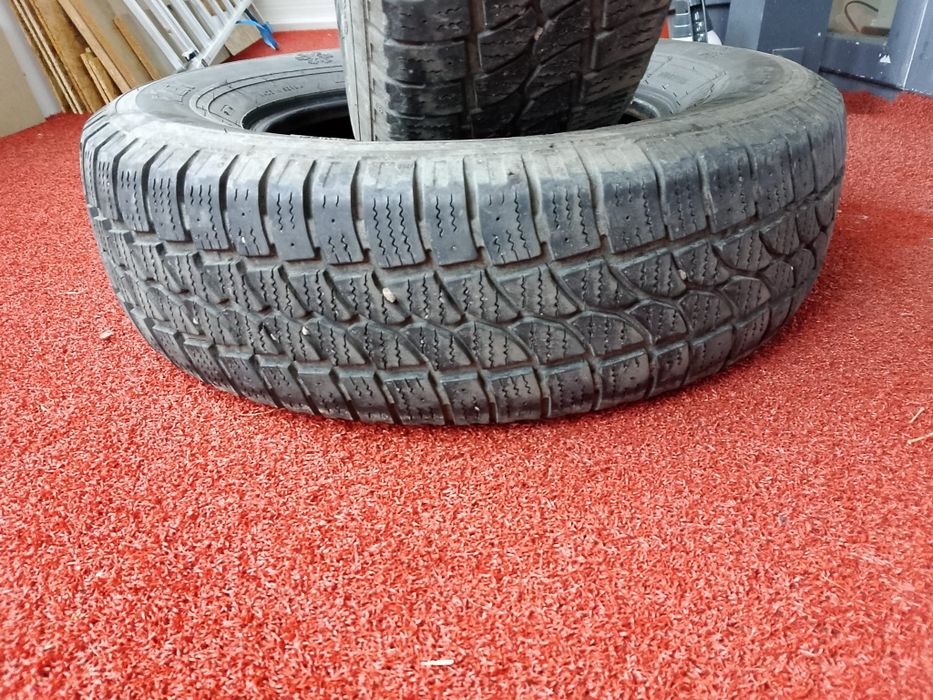 2 Anvelope M+S 225/75/16C