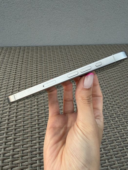 iPhone 15 Pro - 128GB, White titanium