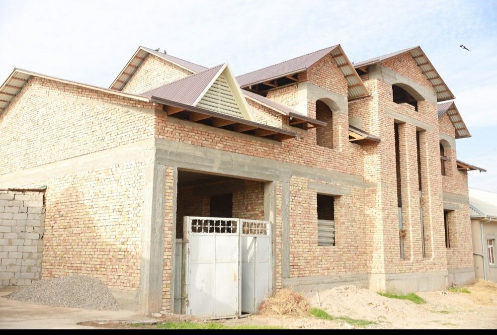 Сотилади Саловатда