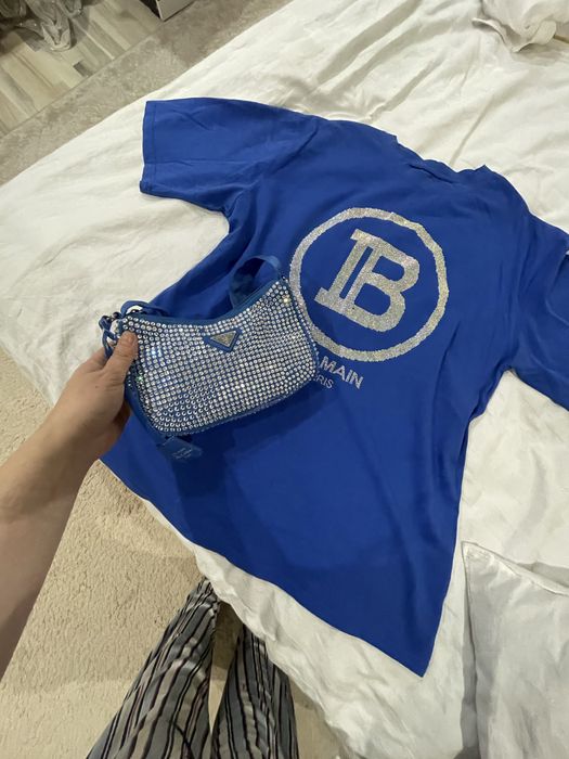 Футболки женские