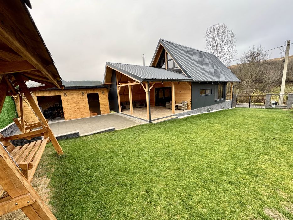 Cabana Luna de închiriat