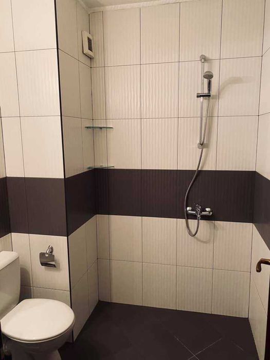 Дава се под наем Едностаен апартамент в София, Витоша - 38 кв.м за 298.86 € - Снимка #2