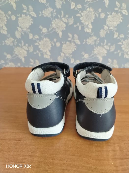 Сандалии детские