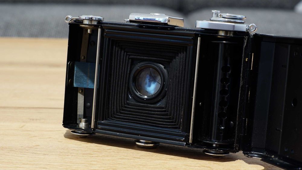 Aparat foto pe film Carl Zeiss Ikon 75mm F/3.5 - format mediu