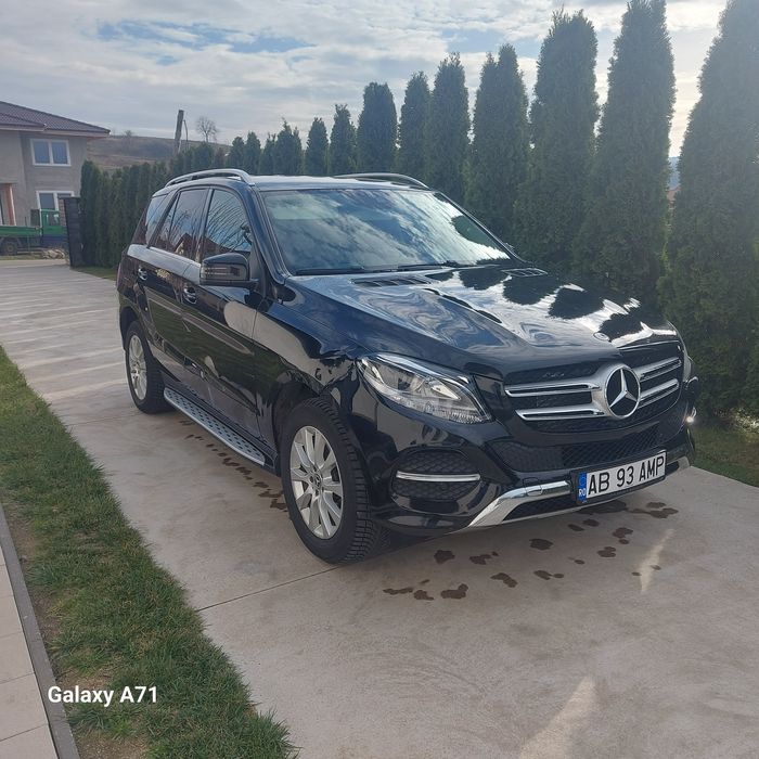 Mercedes Benz GLE 250 d 4matic usor avariat 2017