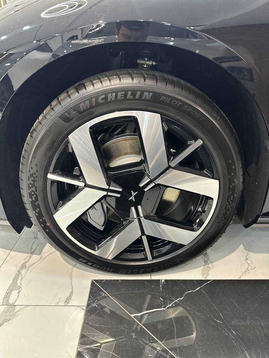 XPENG P7+ 2026 Model 1550 km gibrid Rasmiy sotuvda