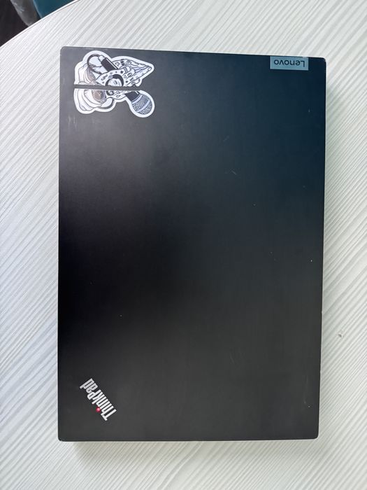 Laptop Lenovo ThinkPad E14• Ryzen 5500 • 8Gb • 240 SSD • slim • metalic