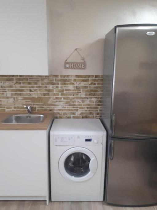 Двустаен апартамент в ж.к. Студентски град.