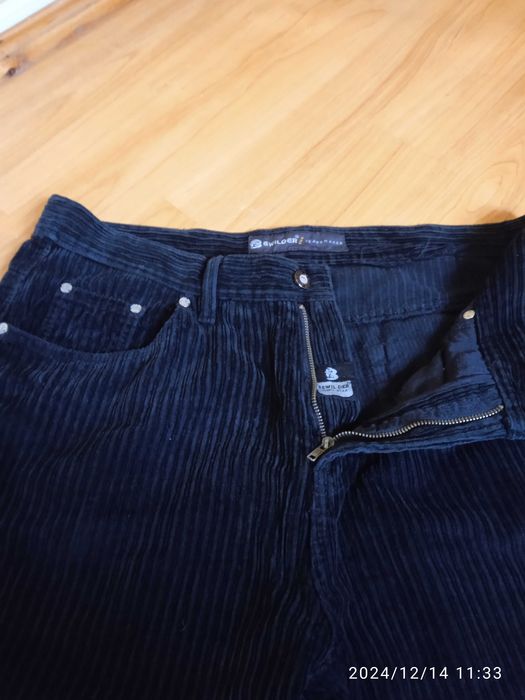 Продам   штаны   вельветовые   толстые  зимние    размер 52