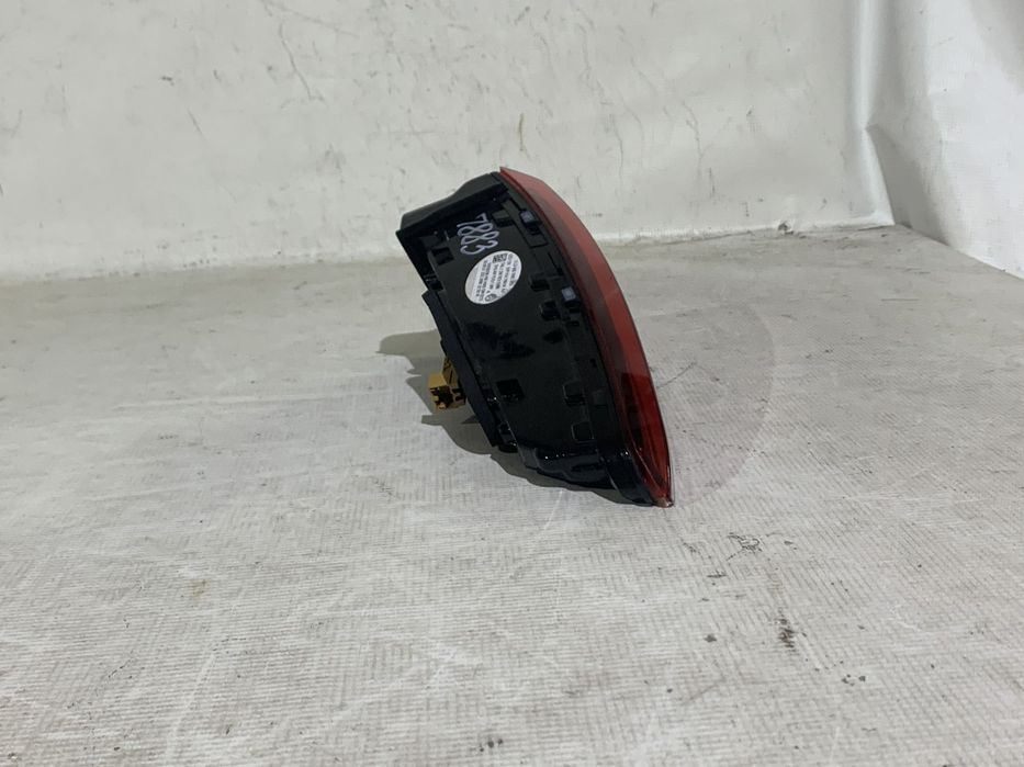 Lampa stop dreapta pe hayon, Skoda Enyaq, 2021, 2022, 2023, 2024, cod origine OE 5LG945308C.