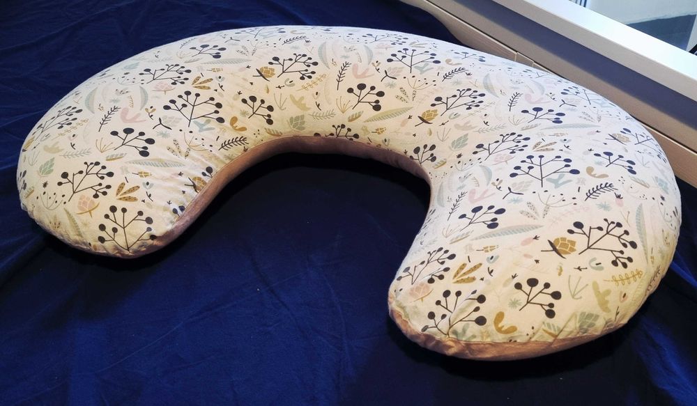 Възглавница за кърмене Jukki