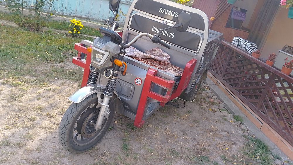 Triciclu electric