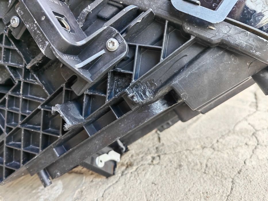 Фар Mercedes W247 B-Classa LED десен / Фар Мерцедес W247 Б-класа Оригинален