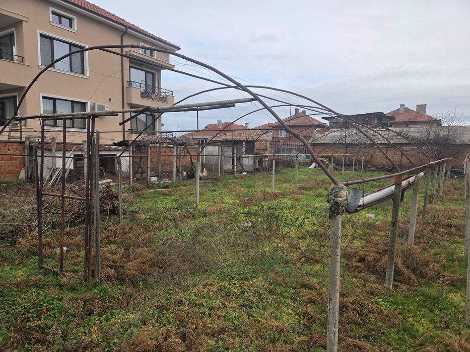 Стари оранжерии 2бр.