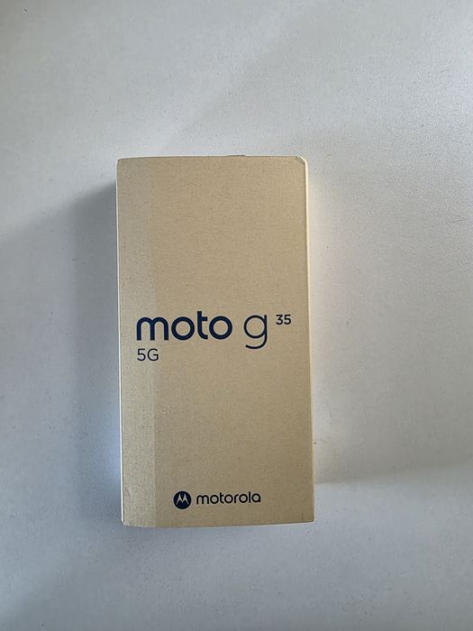 Motorola G35 5G.