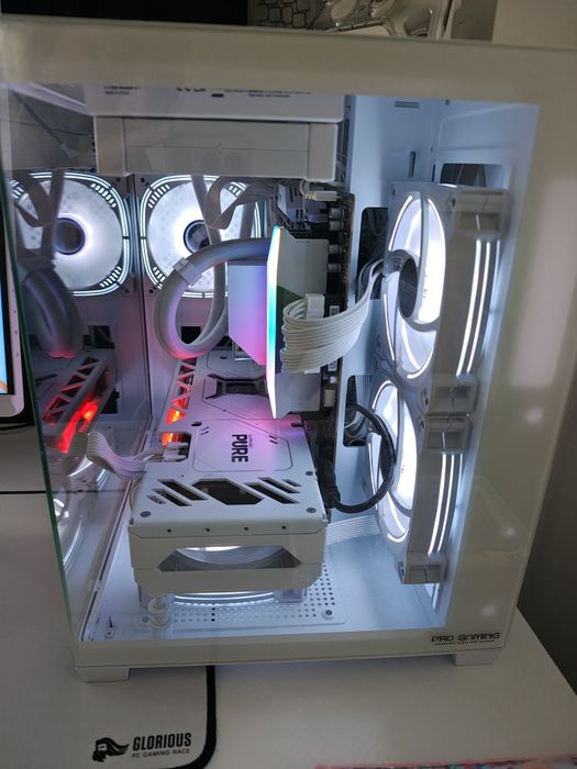 PC gaming + monitor gaming