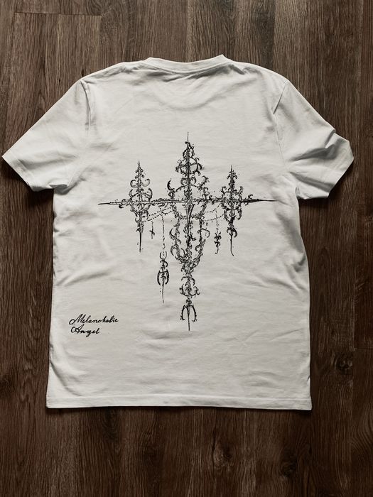 Кастомный рисунок на одежде на заказ