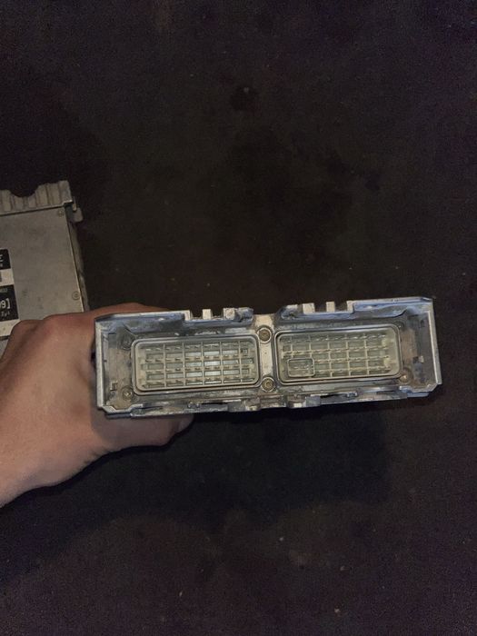 Компьютер мерседес 124 м111 2.2