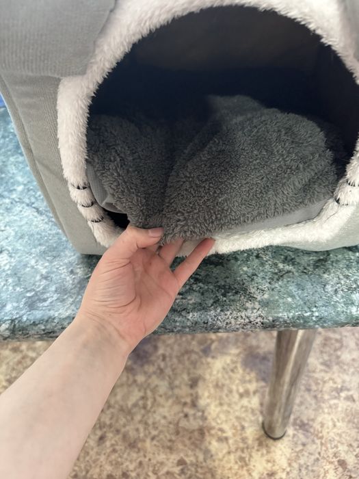 Домик для кошек или собачек новый