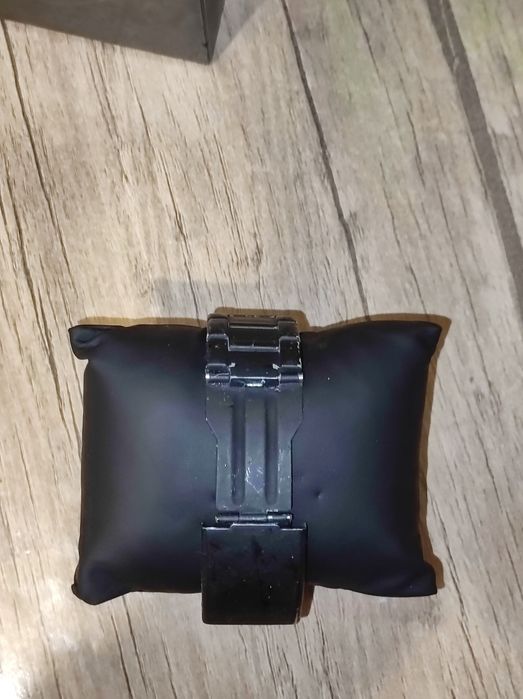 Часы черные брутальные стальные