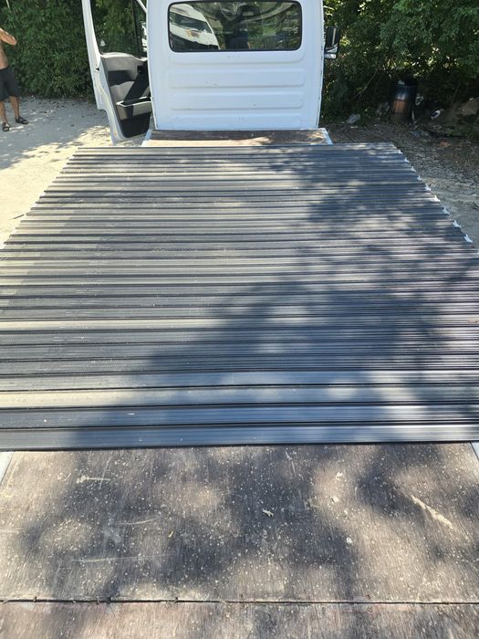 РОЛЕТНА ЩОРА.Перфорирани ламели.Цвят Черна .Без Водачи