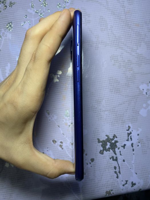 Телефон Samsung A10S б/у