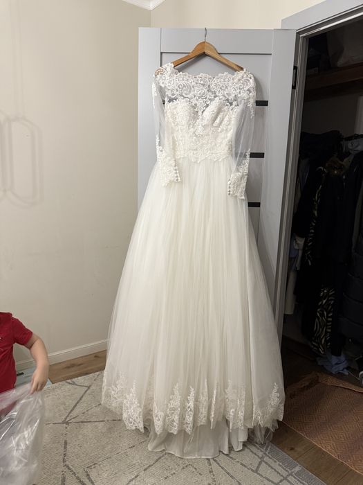 Свадебное платье