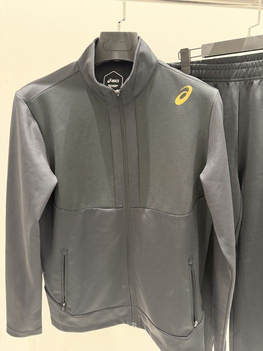 Мужской костюм новый