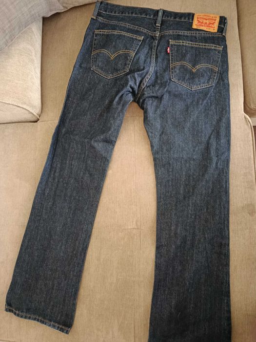 Чисто нови дънки Levi's 527