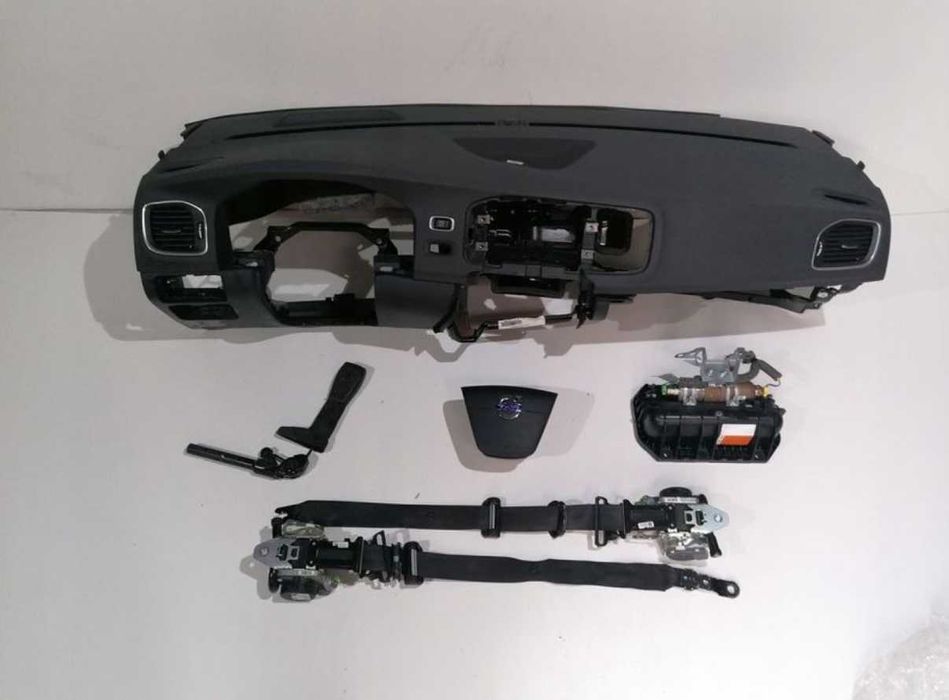 Арматурно табло колани аирбеги airbag Volvo V60 S60