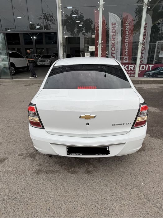 Chevrolet Cobalt 2025 — 4