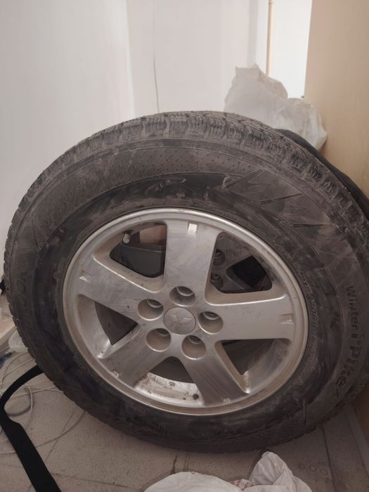 Продам зимние шины Hankook с дисками , Mitsubishi Outlander XL