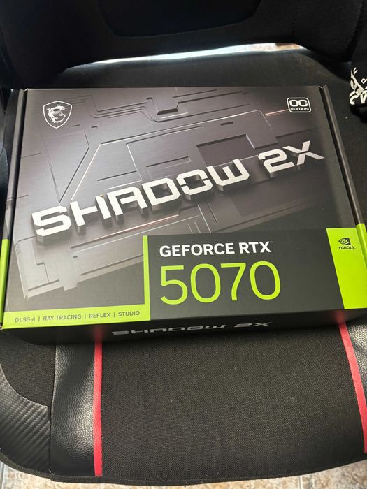 Настолен Гейминг компютър + монитор (AMD RYZEN 7, Msi Nvidia GeForce RTX 5070) + 24м. гаранция