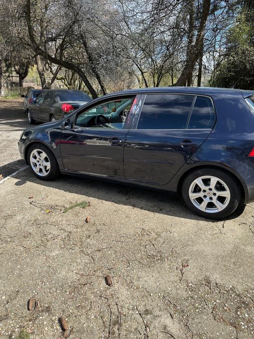 Golf 5 de vanzare