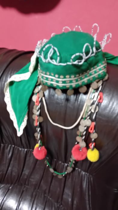 Кърпа за глава с косичник и пендари