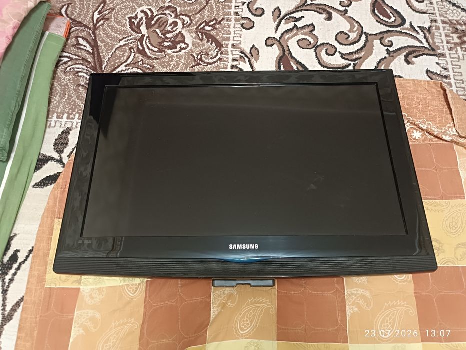 Продается телевизор Samsung 32 б/у