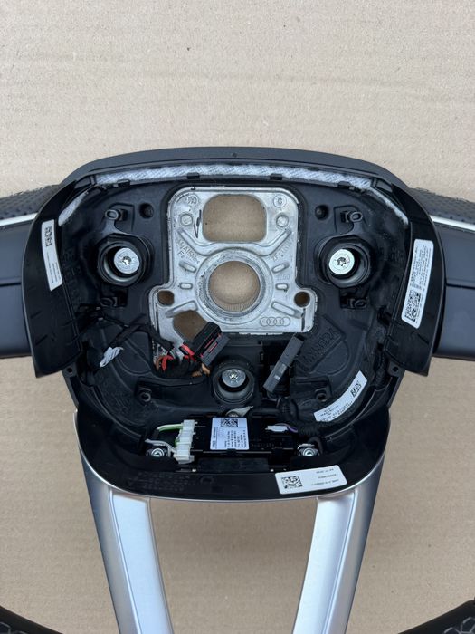 Volan + Airbag Audi Q7 4M, Q8 4M8 : 4M8419091AL / 4M0880201AE