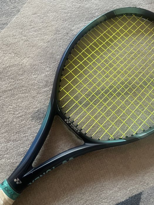yonex ezone 285 g cap de 100 balans 325