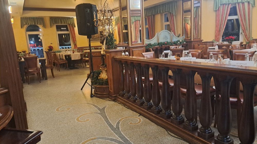 DJ за партита, сватби и събития – професионално озвучаване и настроени