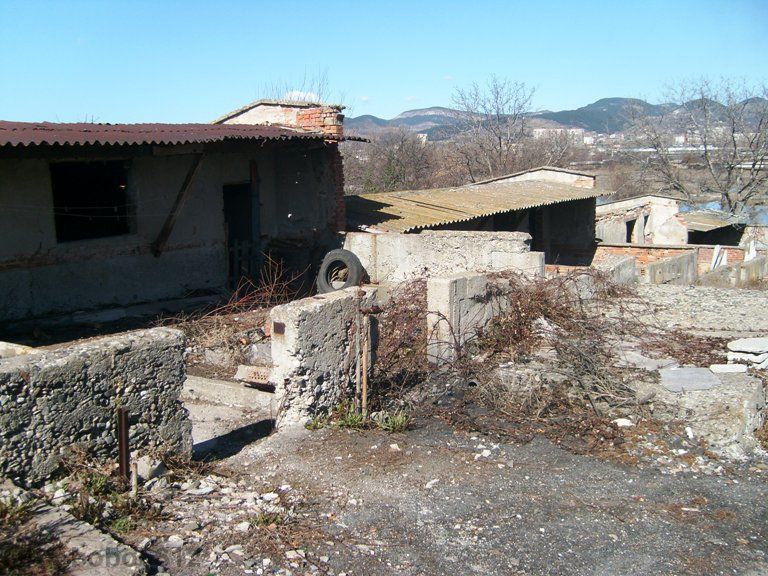 Продава се Промишлена сграда в Кърджали, Веселчане - 2000 кв.м за 21 €/кв.м - Снимка #6