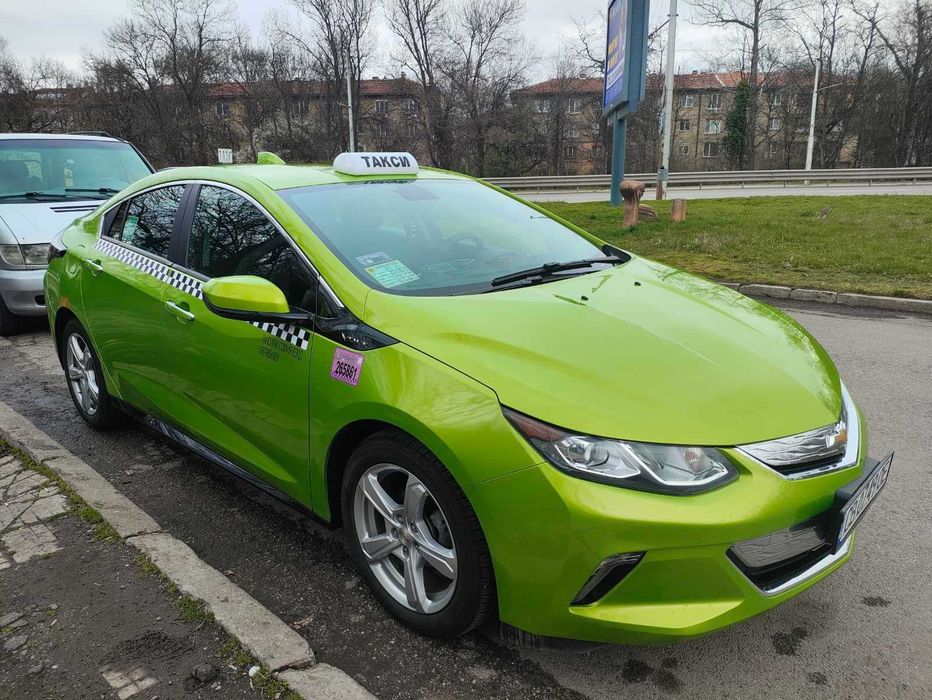 Такси под Аренда към Taxi Me,Chevrolet Volt Plug in Hybryd като чисто нов-65лв/33 евро на ден
