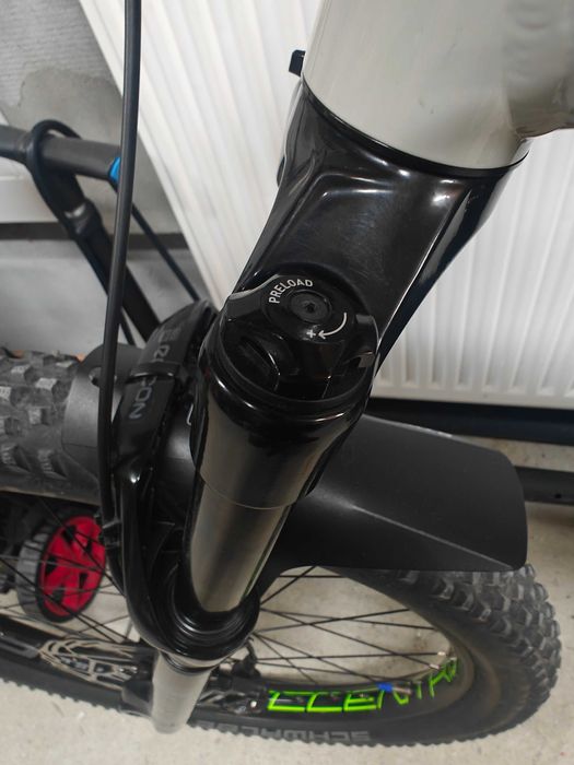 Vand furca e MTB RockShox Recon Silver  TK 27.5, ca noua, 700 km!