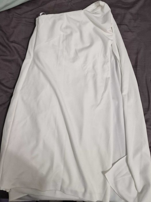 Маркова рокля с един ръкав XL